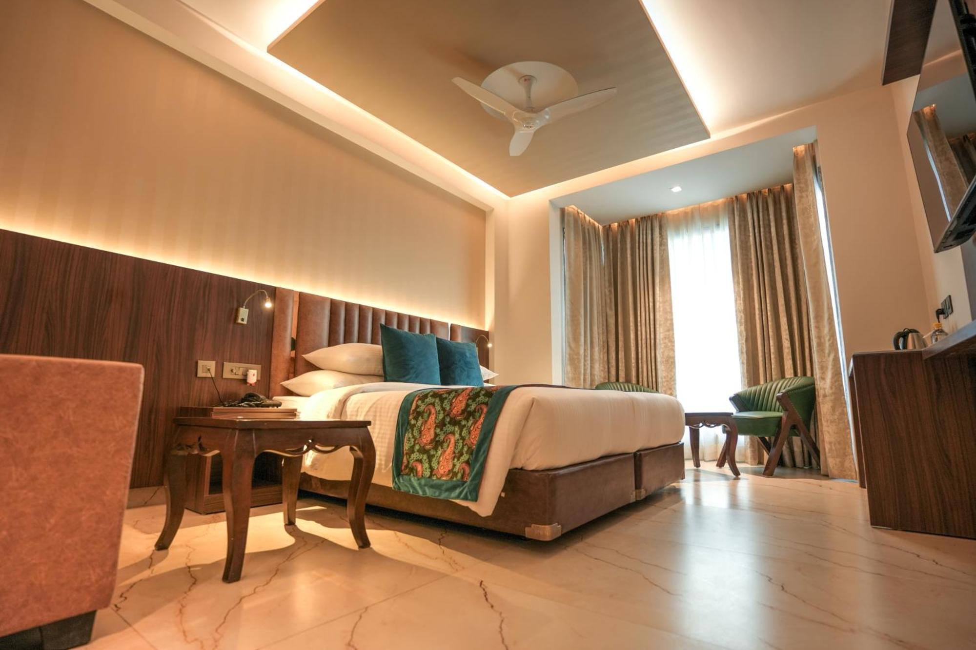 Rj Hotel - Managed By Atithi House Greater Noida Exterior photo