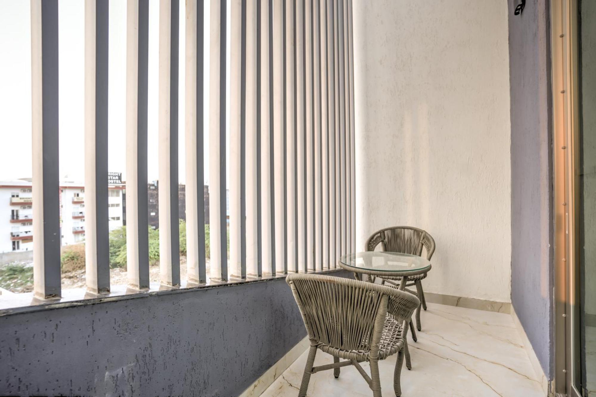 Rj Hotel - Managed By Atithi House Greater Noida Exterior photo