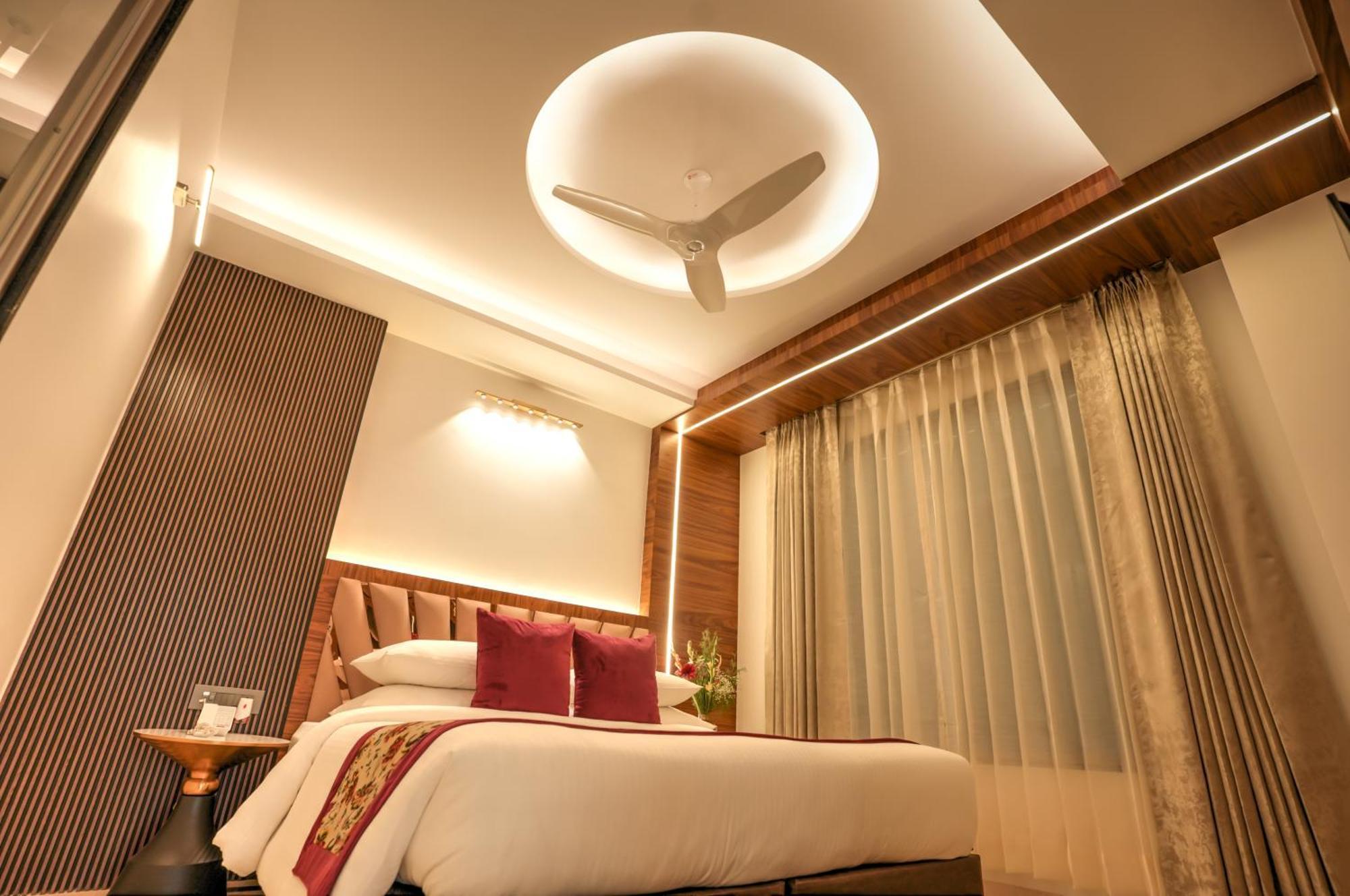 Rj Hotel - Managed By Atithi House Greater Noida Exterior photo