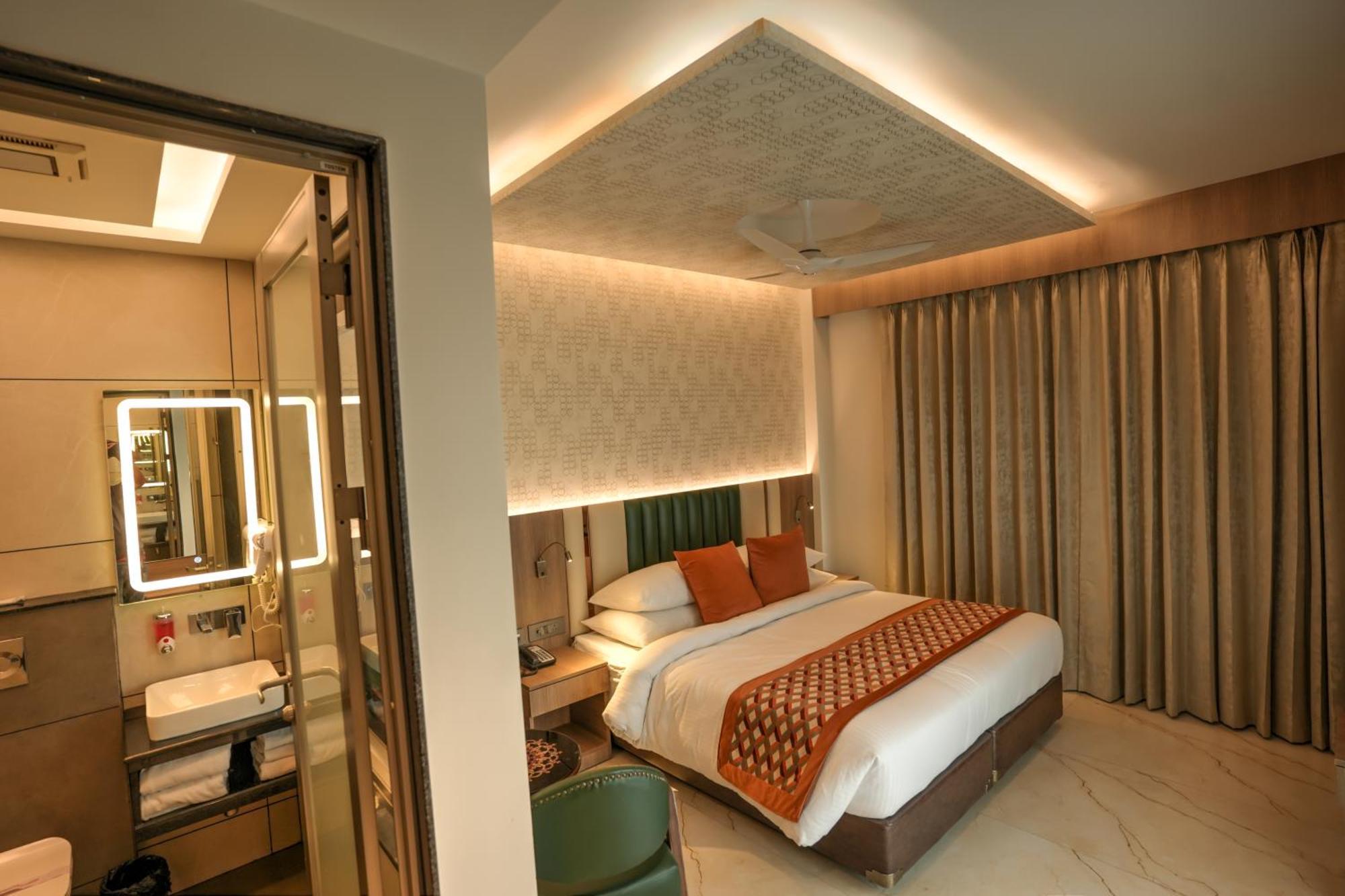 Rj Hotel - Managed By Atithi House Greater Noida Exterior photo