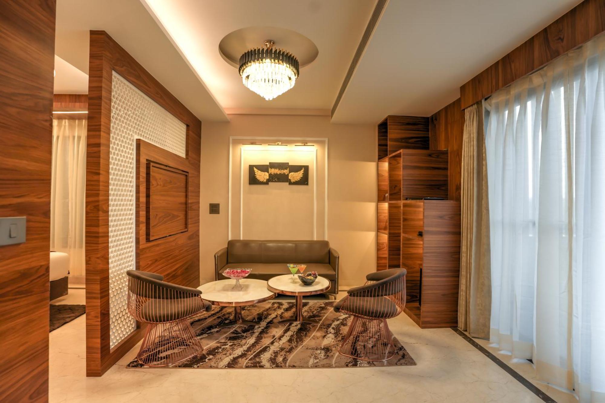 Rj Hotel - Managed By Atithi House Greater Noida Exterior photo
