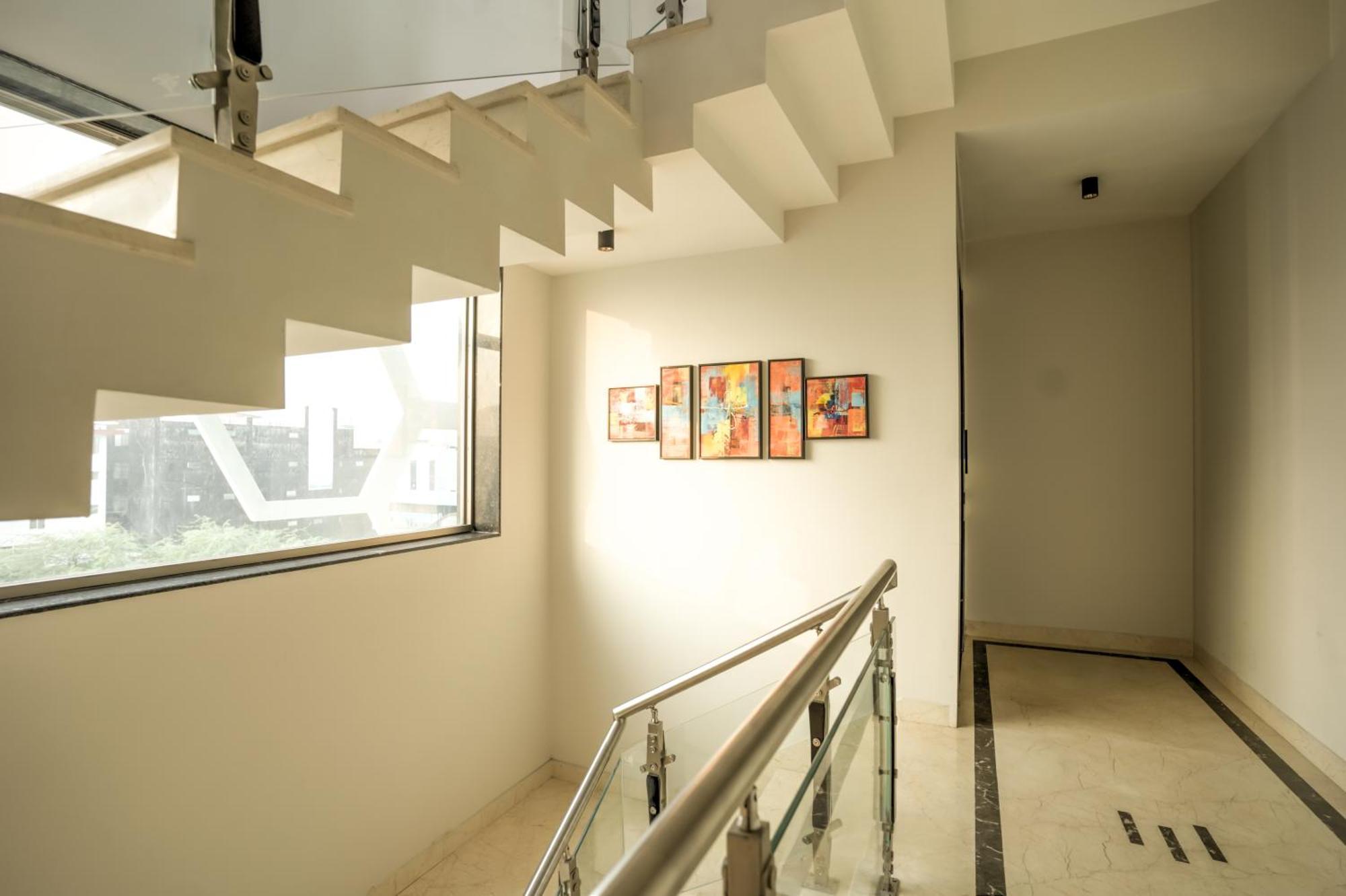 Rj Hotel - Managed By Atithi House Greater Noida Exterior photo